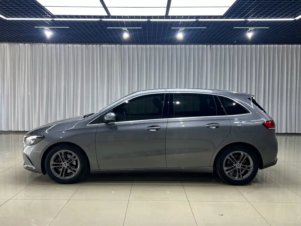 Mercedes-Benz B-Class 2020 — фото 3