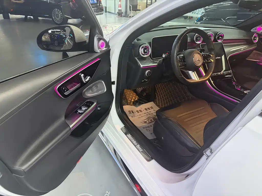 Mercedes-Benz C-Class 2022