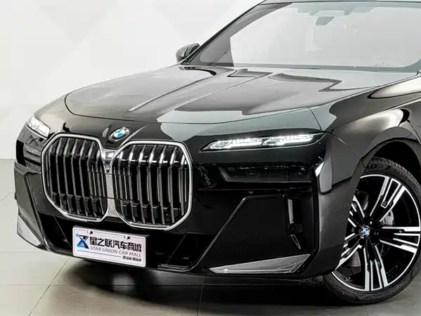 BMW 7 Series 2024