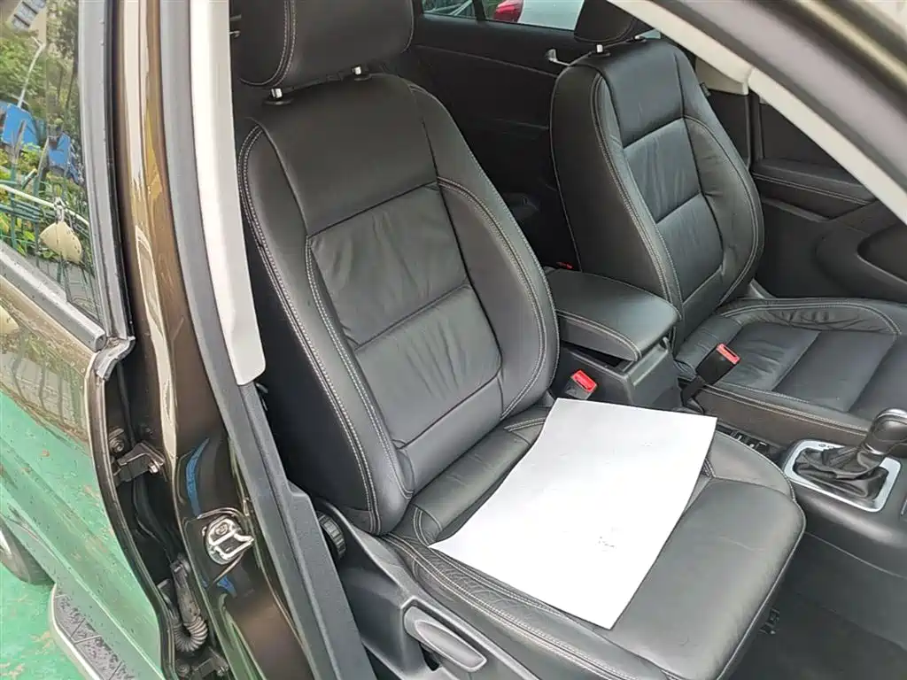 Volkswagen Tiguan 2017 — фото 25