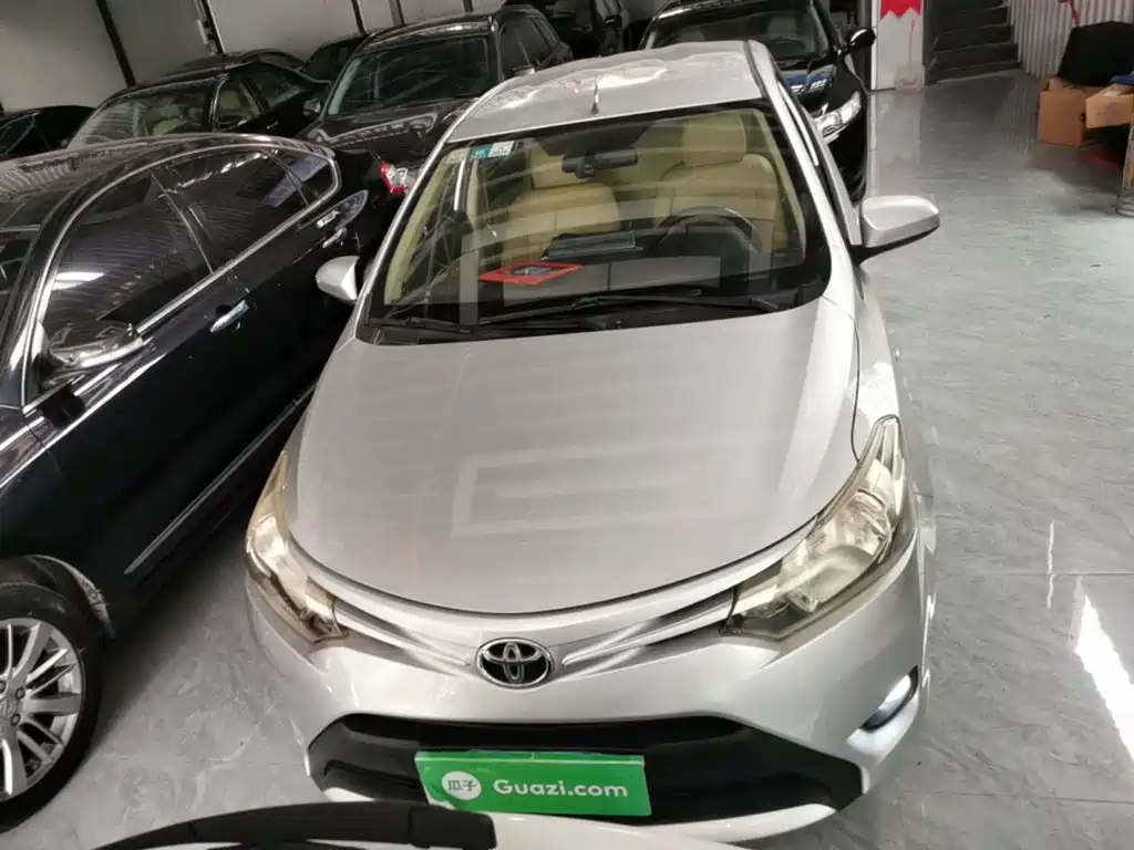 Toyota Vios 2015 — фото 3