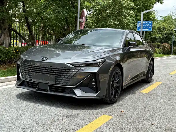 Changan UNI-V 2023