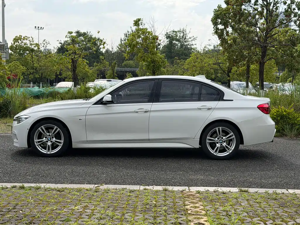 BMW 3 Series 2017 — фото 4