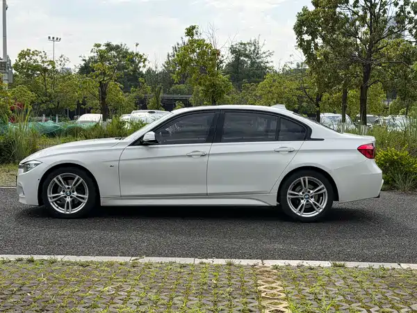BMW 3 Series 2017