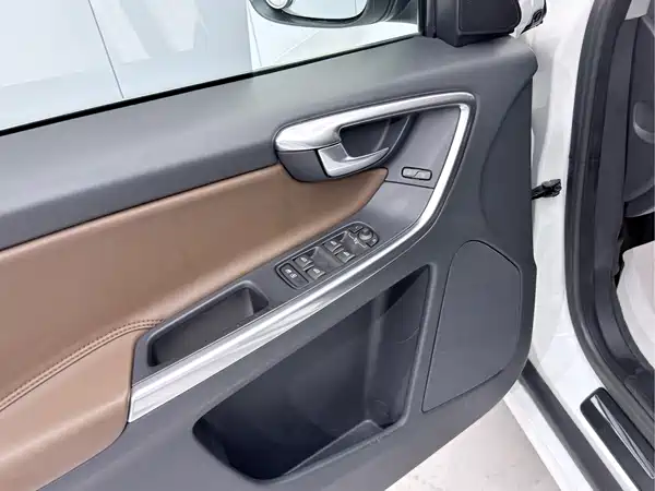 Volvo XC60 2014