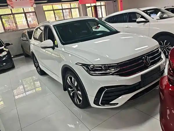 Volkswagen Tiguan L 2025