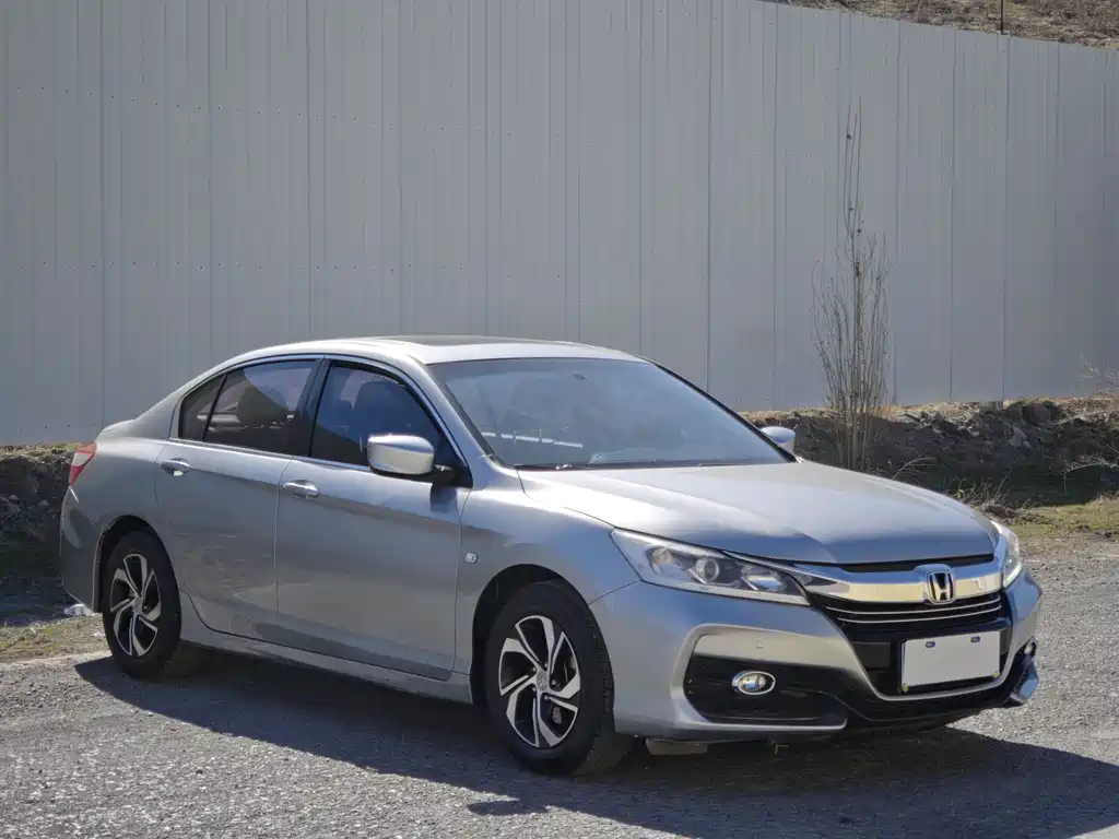 Honda Accord 2018 — фото 3