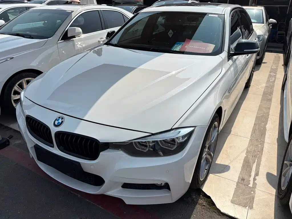 BMW 3 Series 2019 — фото 1
