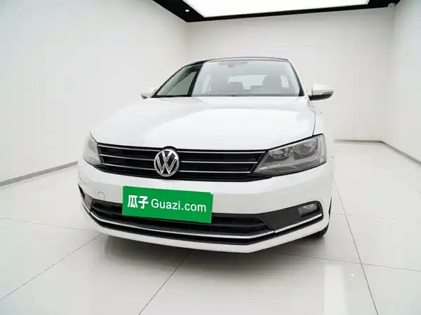 Volkswagen Sagitar 2017
