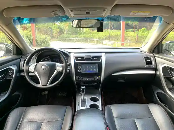 Nissan Teana 2016
