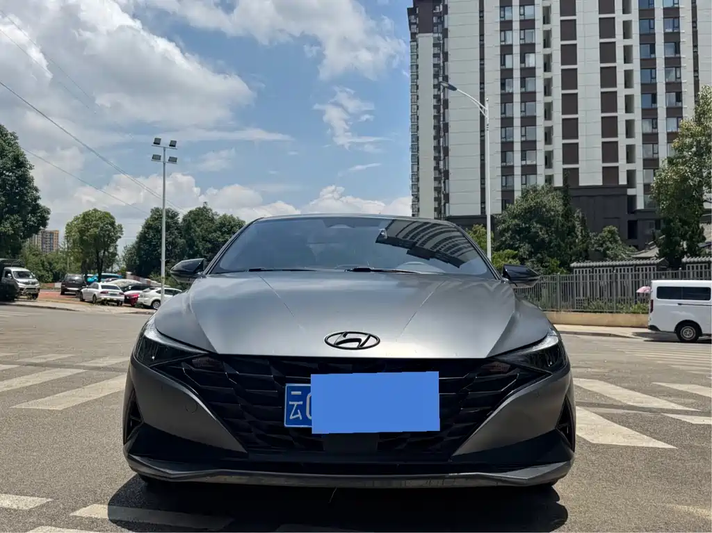 Hyundai Elantra 2022 — фото 2