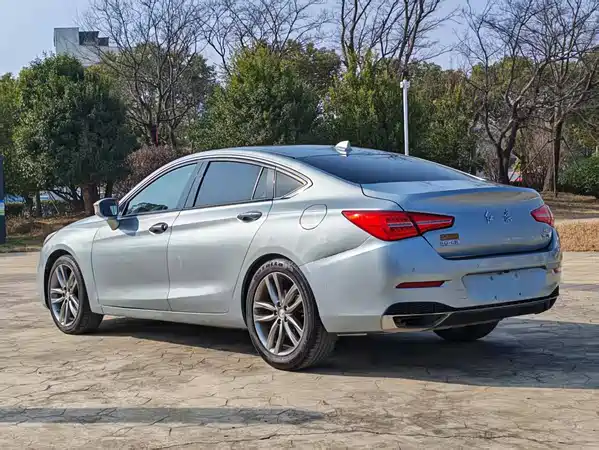 Hongqi H5 2018
