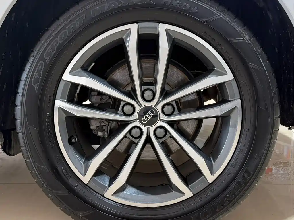 Audi Q3 2023 — фото 28