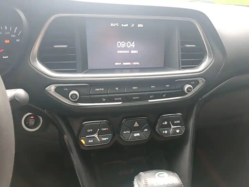 GAC Motor Trumpchi GS4 2017 — фото 13