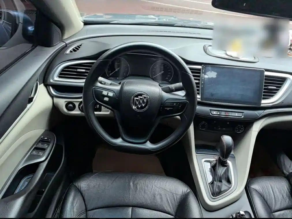 Buick Excelle 2016 — фото 12