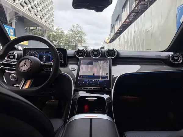Mercedes-Benz C-Class 2022