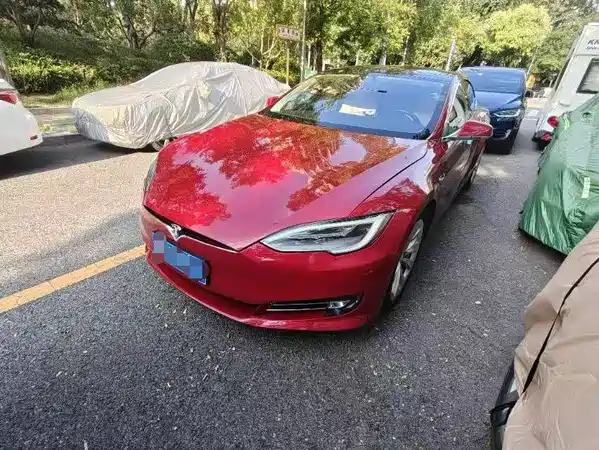 Tesla Model S 2017