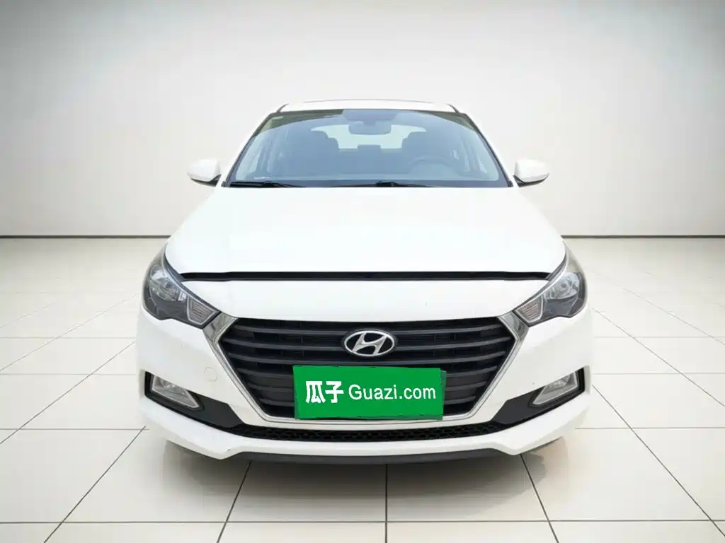 Hyundai Verna 2017 — фото 2