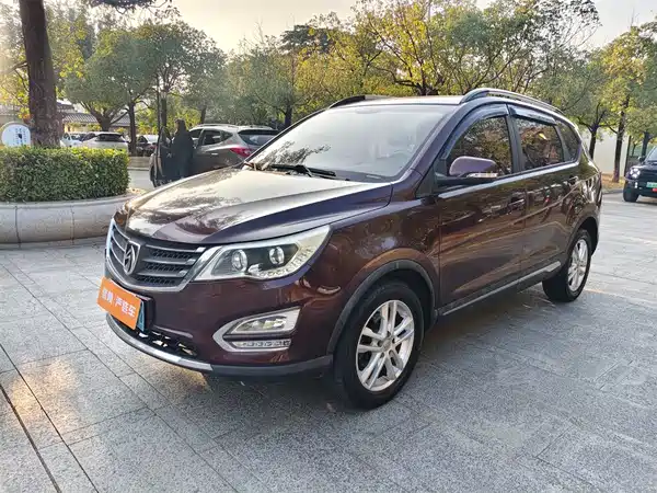 Baojun 560 2015