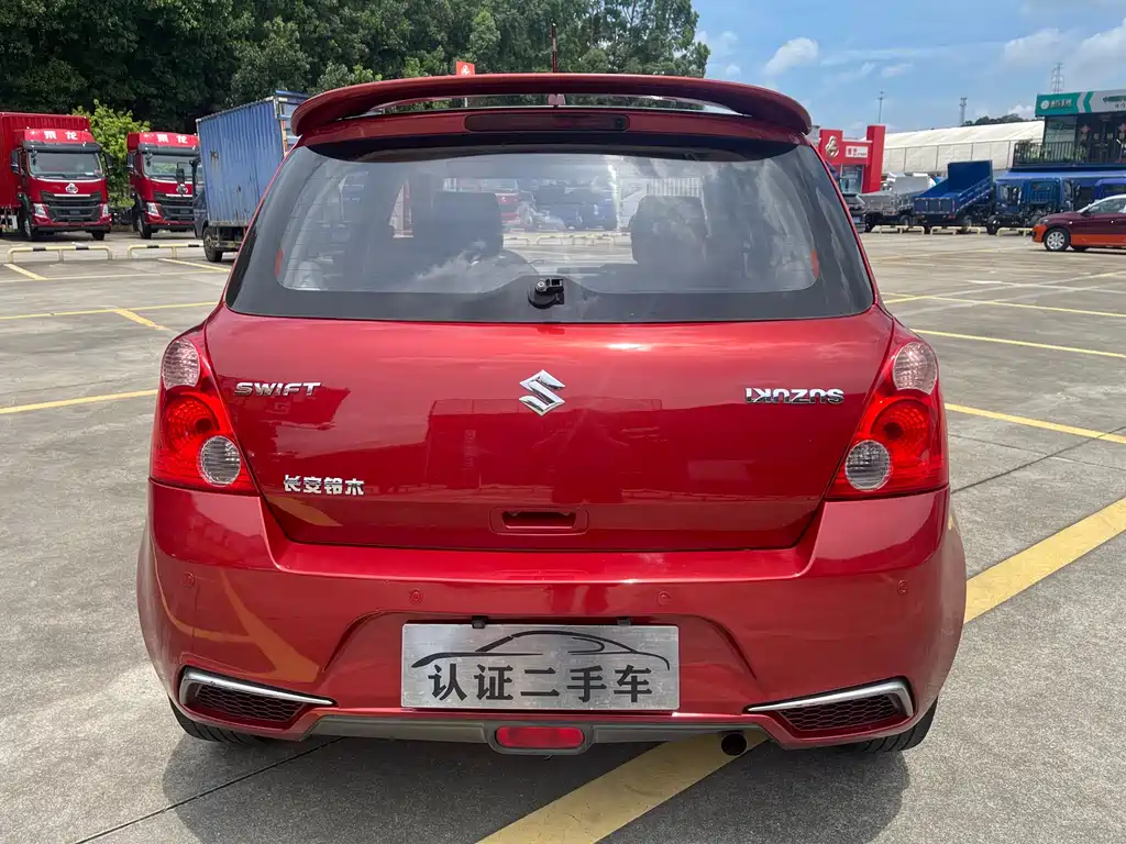 Suzuki Swift 2015 — фото 3