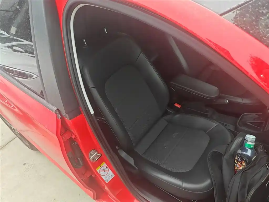 Skoda Rapid Spaceback 2014 — фото 25