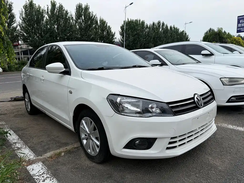 Volkswagen Jetta 2015 — фото 3