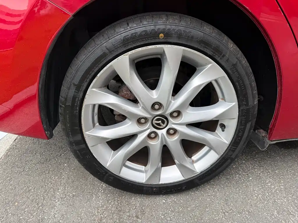Mazda 3 Axela 2016 — фото 4