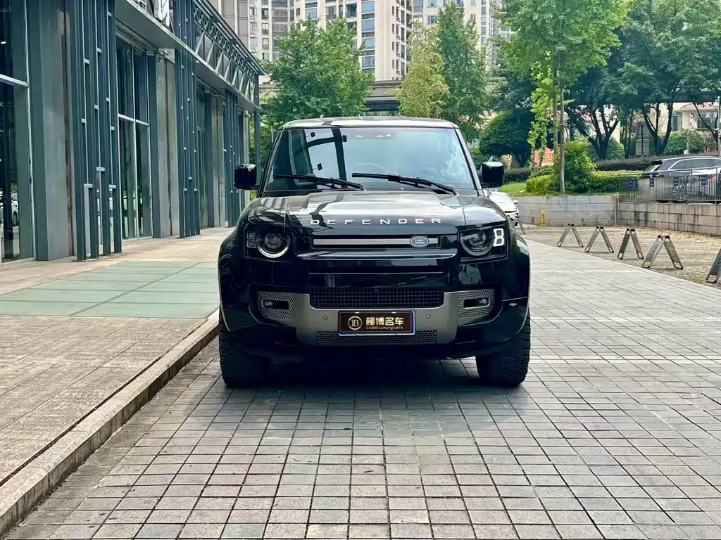 Land Rover Defender 2025 — фото 2