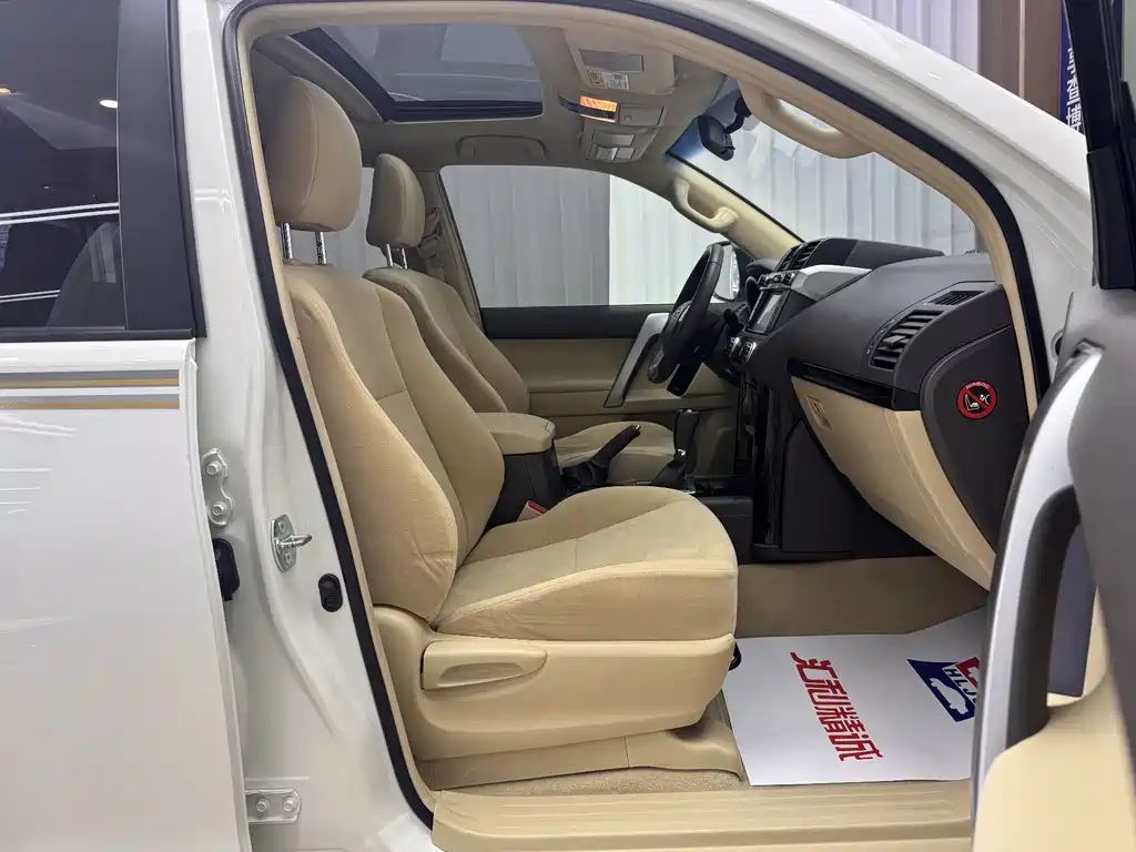 Toyota Prado 2017 — фото 18