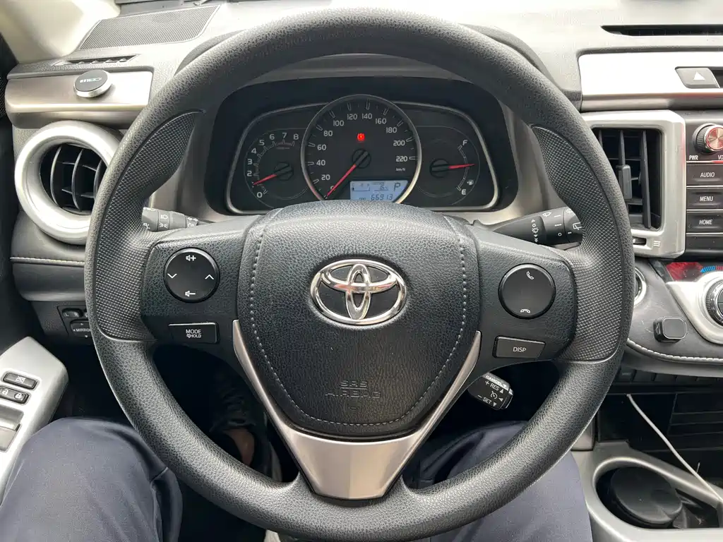 Toyota RAV4 2019