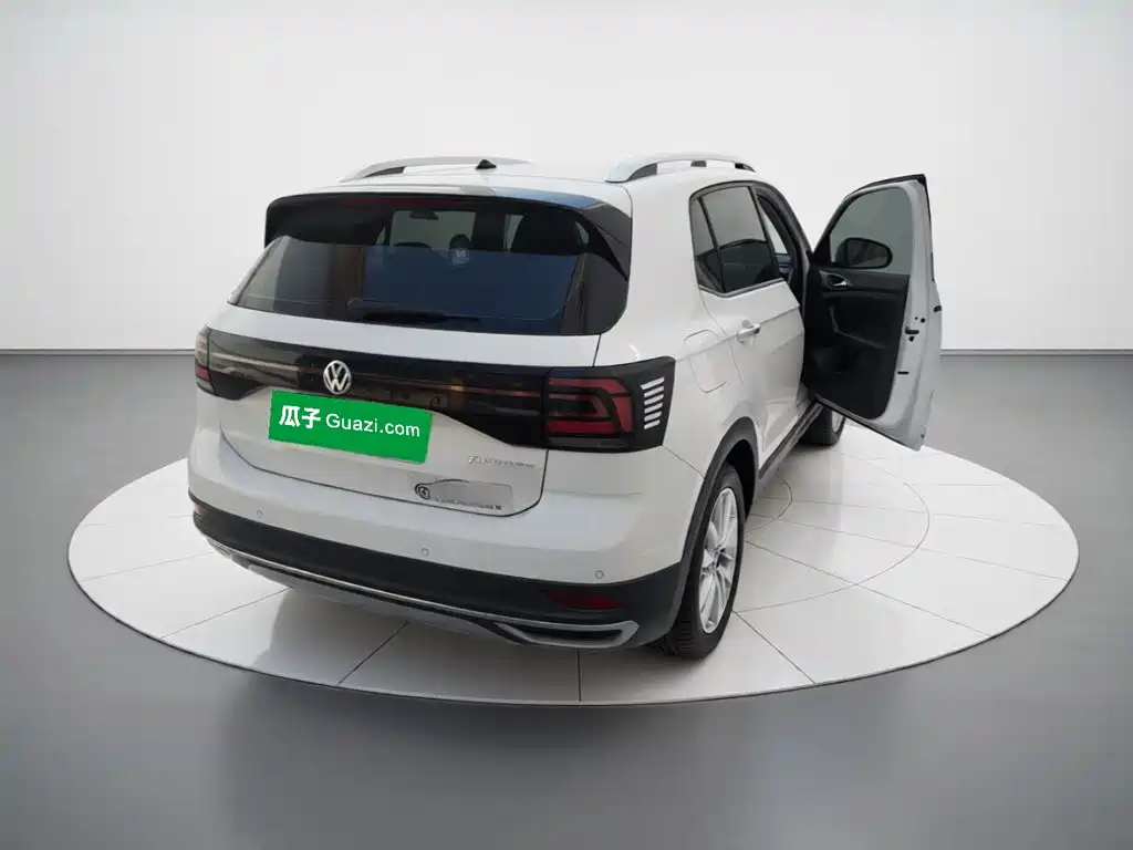 Volkswagen T-Cross 2019 — фото 4