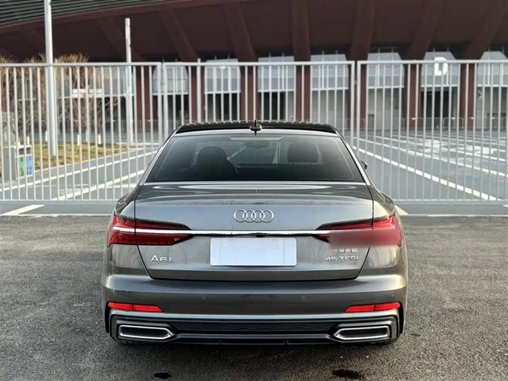 Audi A6L 2022 — фото 12