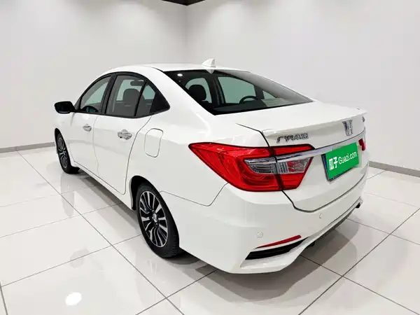 Honda Crider 2015