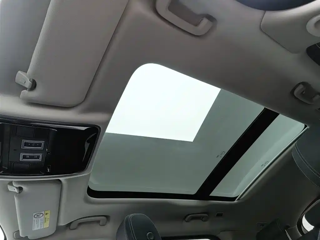 Land Rover Velar 2019 — фото 14