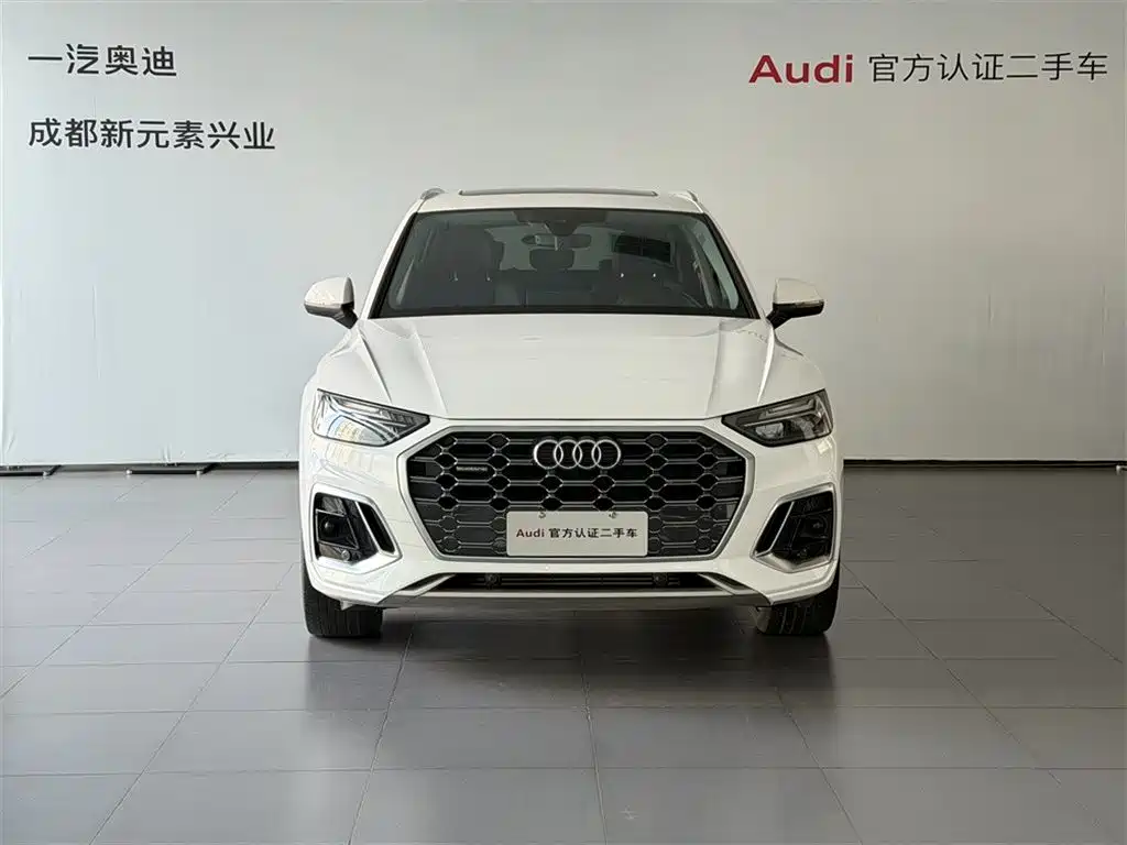 Audi Q5L 2022 — фото 2