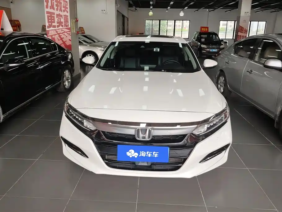 Honda Accord 2018 — фото 2