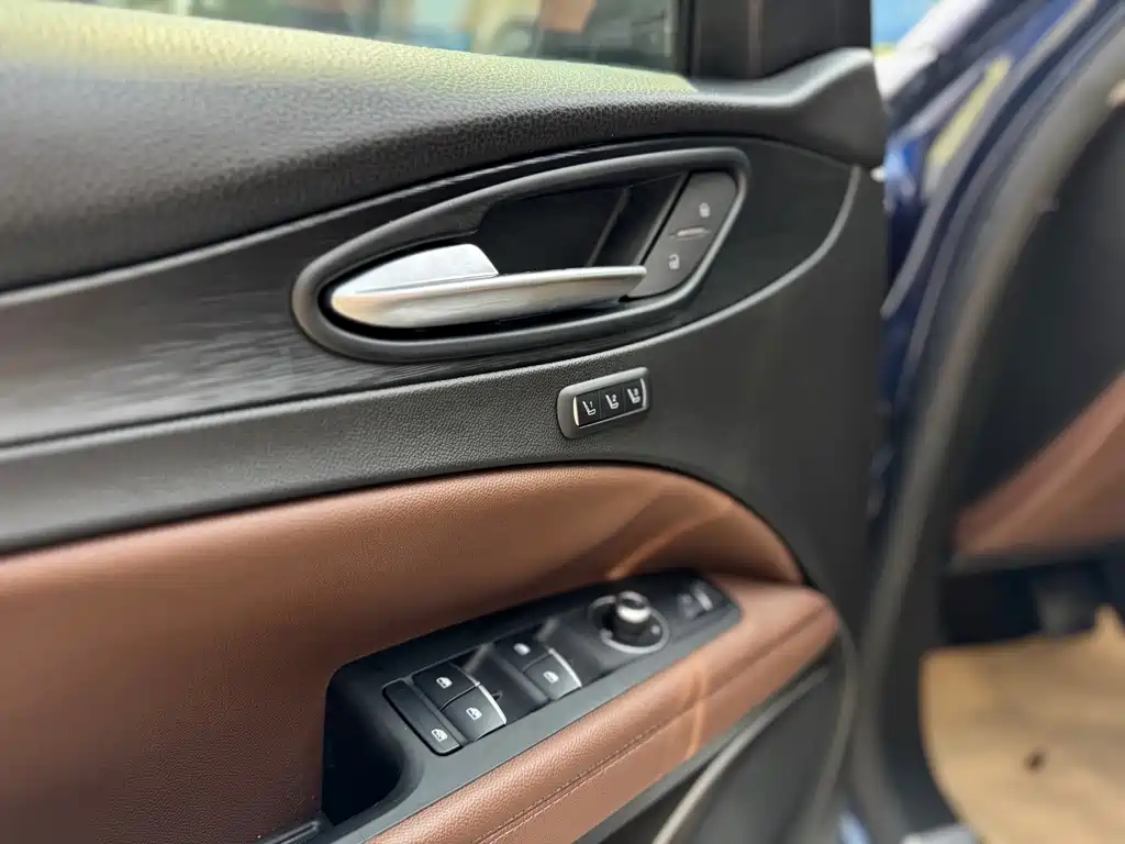 Alfa Romeo Stelvio 2019 — фото 10