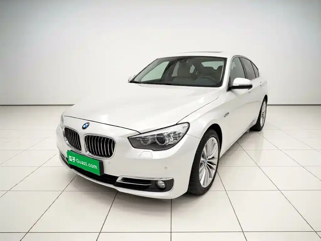 BMW 5 Series GT 2016 — фото 1