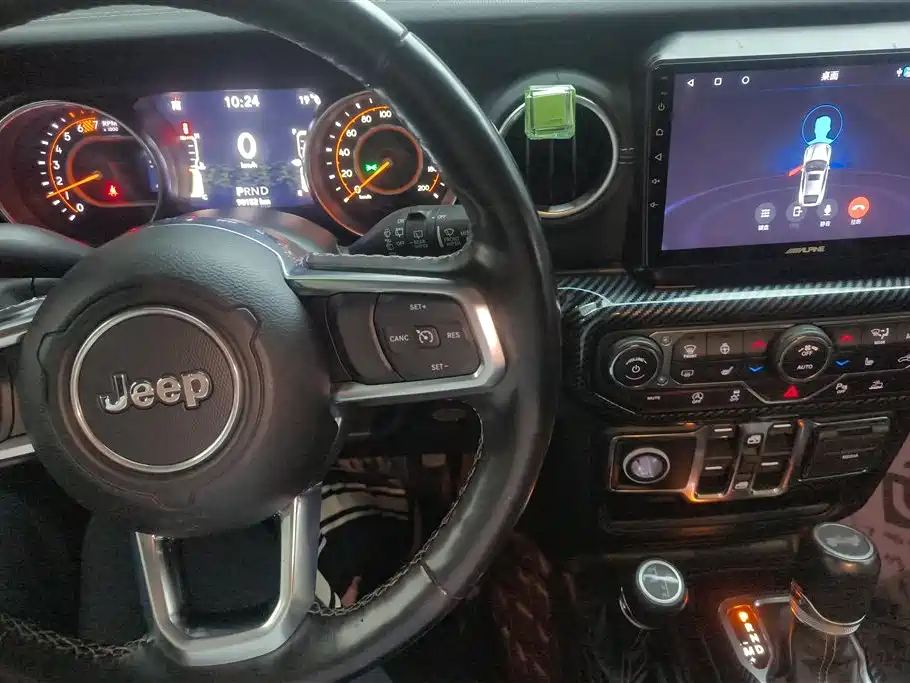 Jeep Wrangler 2021 — фото 13