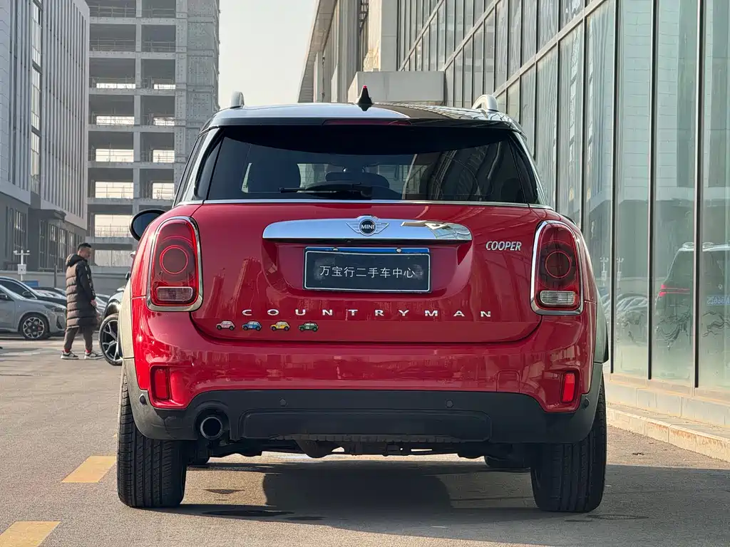 MINI Countryman 2017 — фото 14
