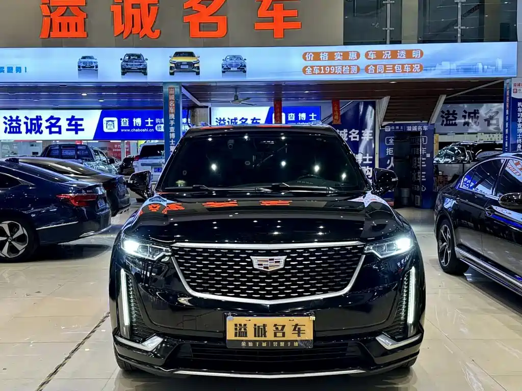 Cadillac XT6 2020 — фото 2