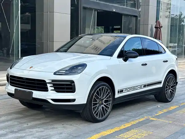 Porsche Cayenne 2023