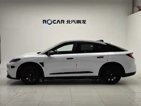 Arcfox Alpha S 2022