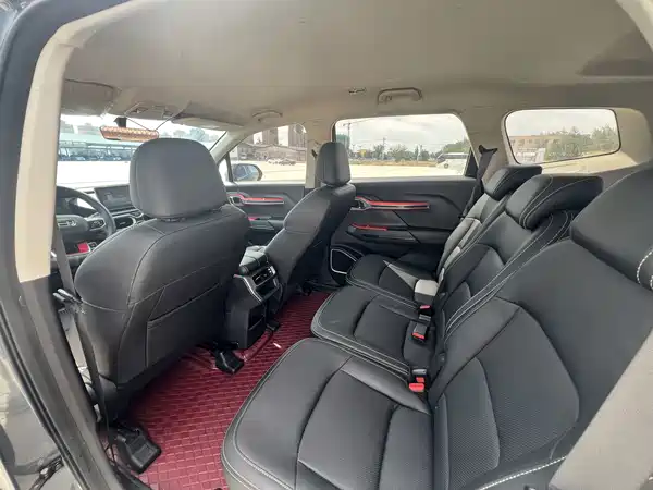 Geely Haoyue 2021