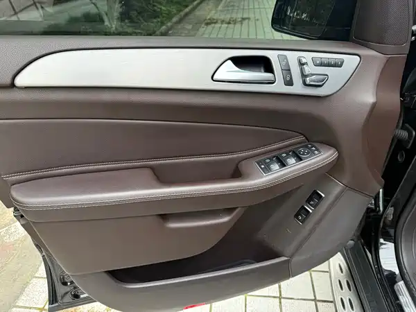 Mercedes-Benz GLS 2016