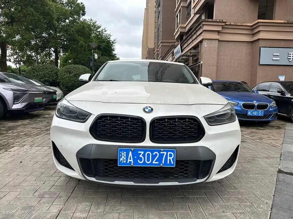 BMW X2 2023 — фото 2