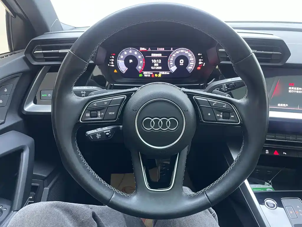 Audi A3 2023 — фото 17