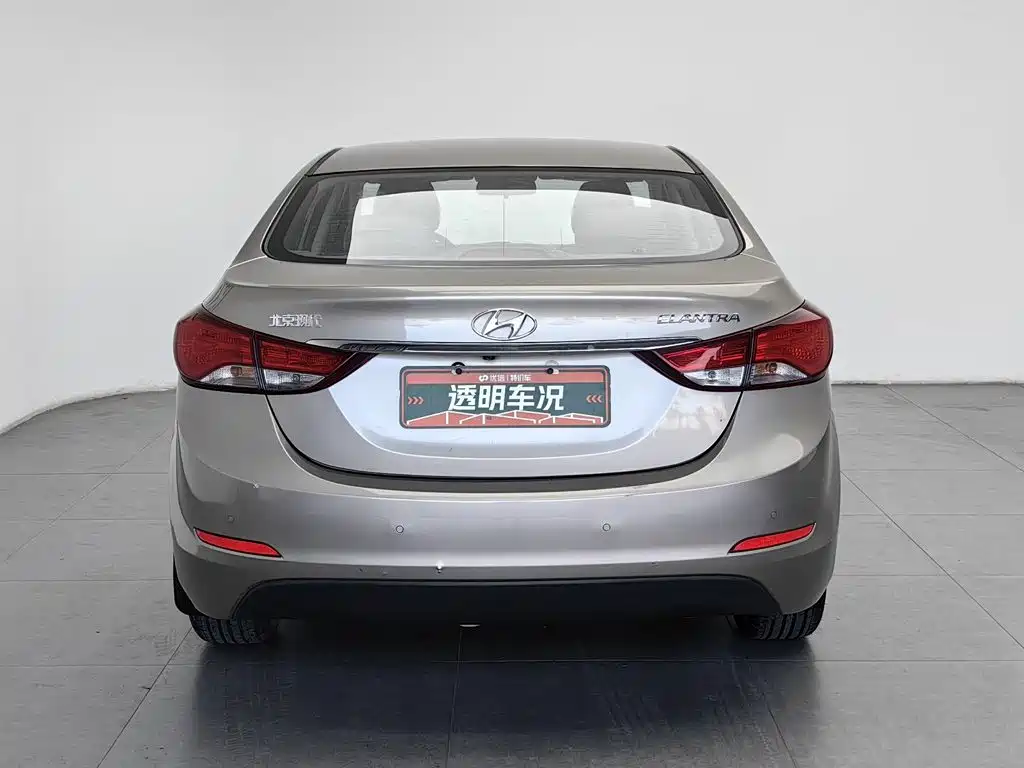 Hyundai Elantra 2016