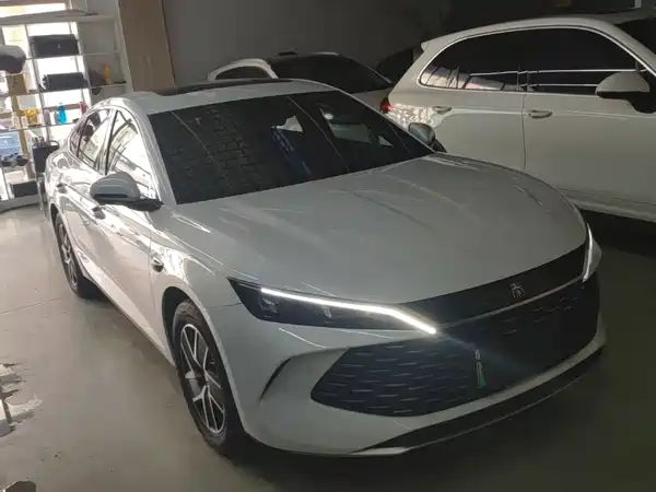 BYD Qin L 2025