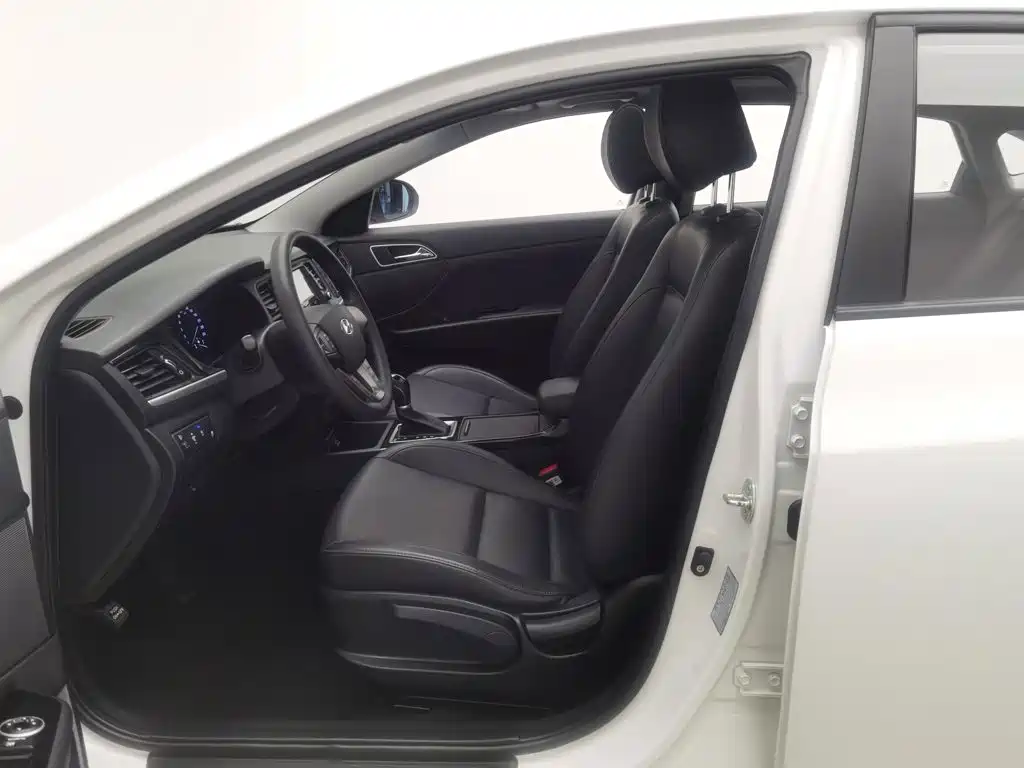 Hyundai Mistra 2020 — фото 10